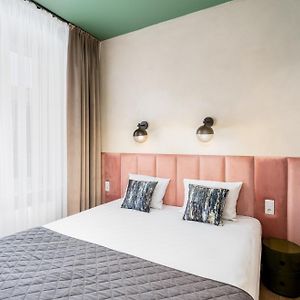 1898 Parkside Boutique Residence